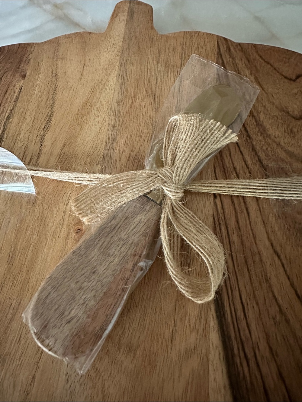 Pumpkin Cheese Board & Spreader Set Wood Charcuterie Fall Thanksgiving - Picture 3 of 3